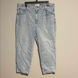 Abercrombie & Fitch The Ankle Straight Ultra High Rise Cropped Jeans Size 18